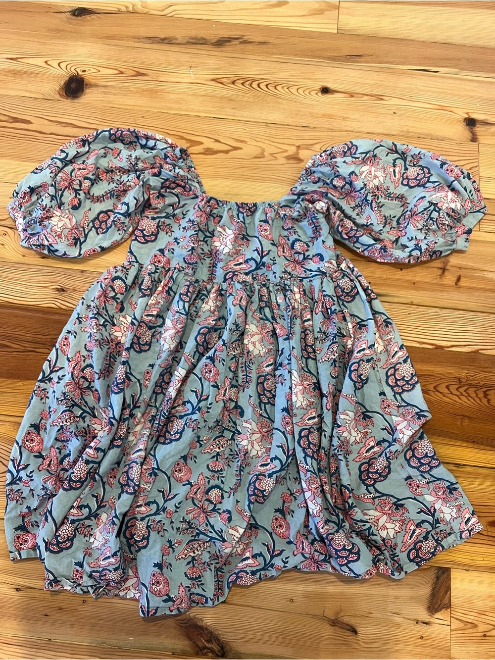 Floral Puff-Sleeve Midi Dress in Light Blue